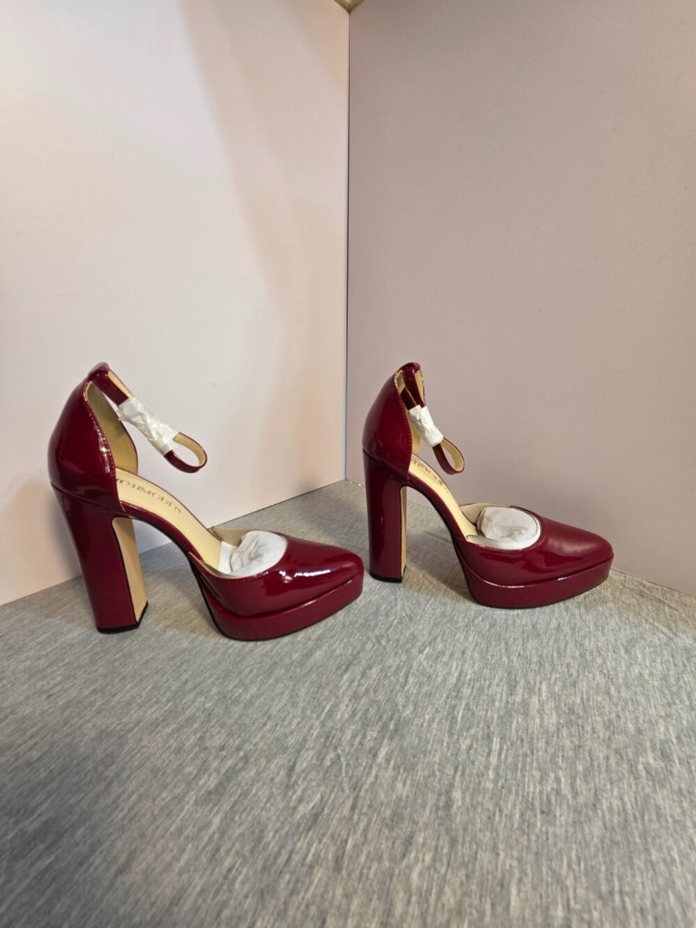 Motimoden Burgundy Platform Block Heel Ankle Strap Pumps Size 7 NIB